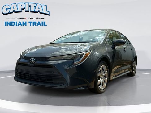 Used 2024 Toyota Corolla LE FWD image 1