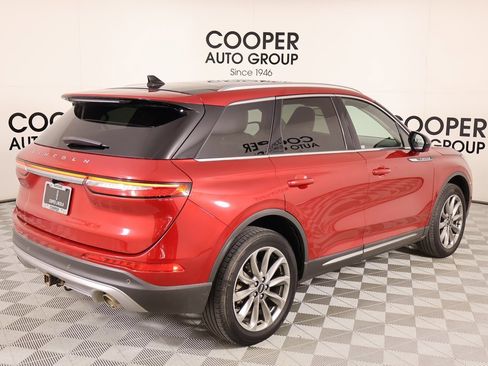 Used 2021 Lincoln Corsair Standard w/ Premium Package image 22