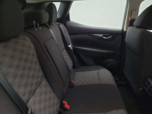 Used 2019 Nissan Rogue Sport SV w/ All-Weather Package image 19