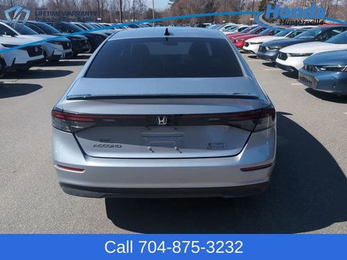 Used 2023 Honda Accord Sport image 7