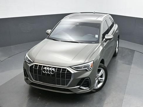 Used 2020 Audi Q3 2.0T Prestige image 12