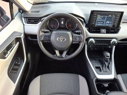 Certified 2021 Toyota RAV4 XLE image 10