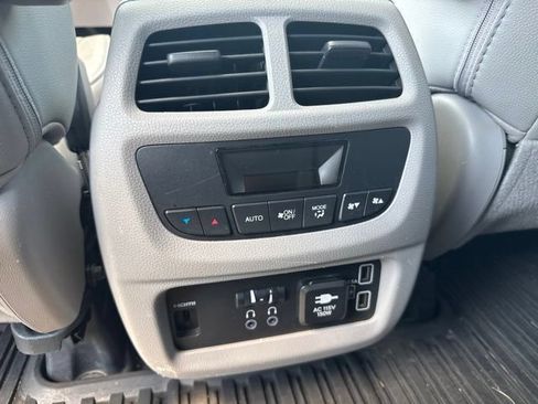 Used 2019 Honda Pilot EX-L image 16