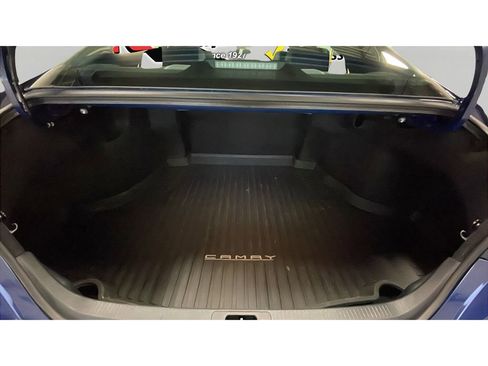Used 2025 Toyota Camry XSE w/ Premium Plus Package image 15