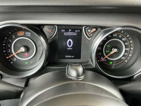 Used 2021 Jeep Wrangler Unlimited Sport image 8