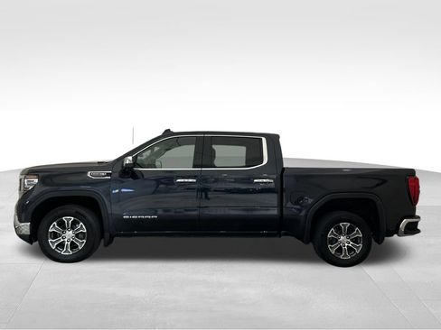 Used 2025 GMC Sierra 1500 SLT AWD/4WD image 2