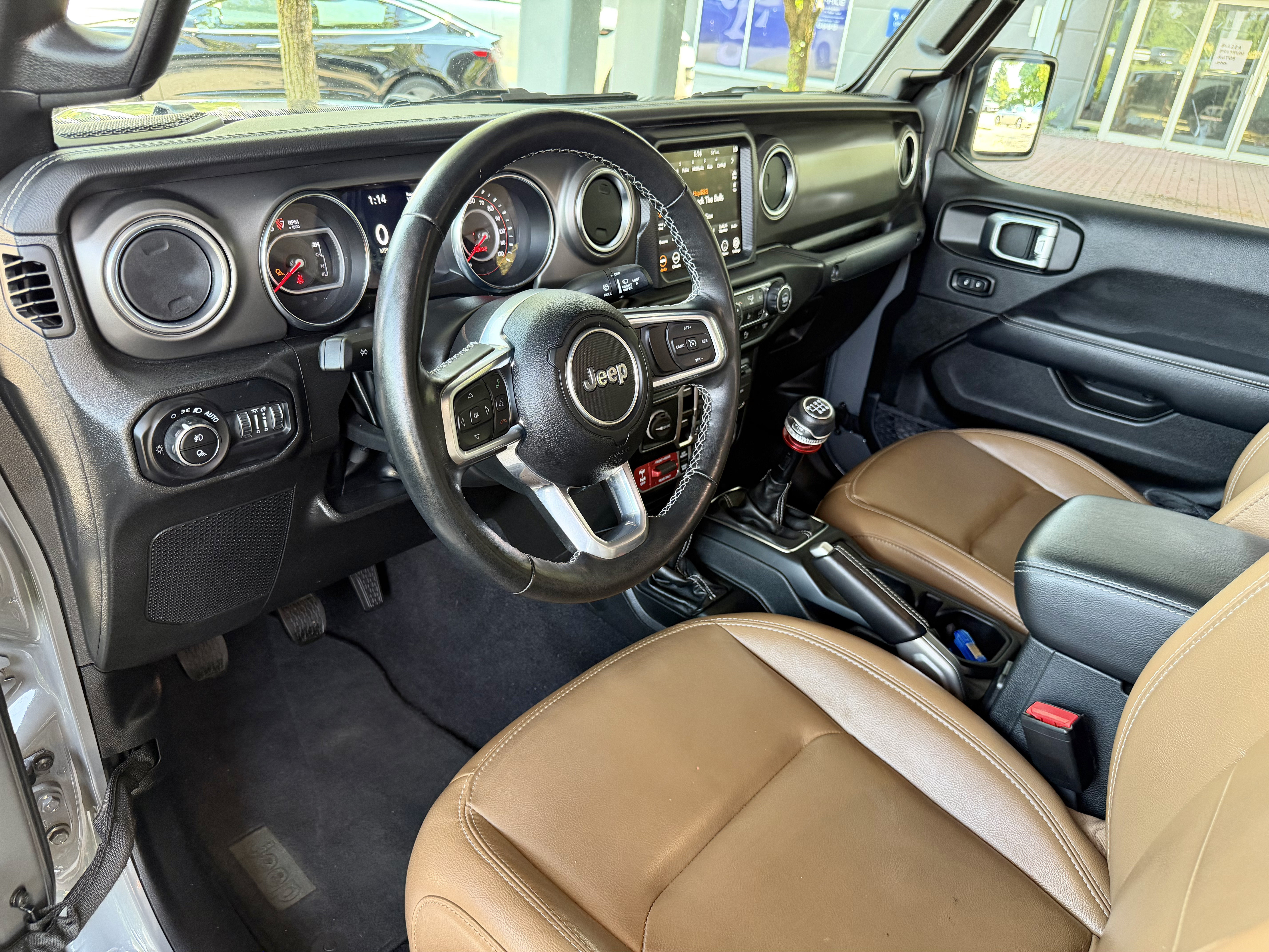 Used 2022 Jeep Gladiator Rubicon w/ LED Lighting Group AWD/4WD image 24