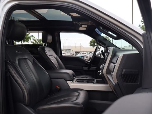 Used 2022 Ford F250 Platinum AWD/4WD image 29