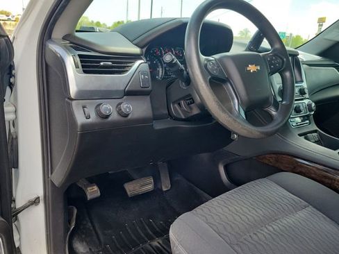 Used 2019 Chevrolet Tahoe 4WD w/ Remote Keyless Entry Package image 18