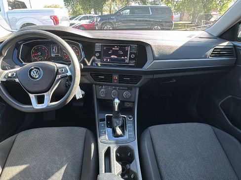 Used 2019 Volkswagen Jetta S image 26