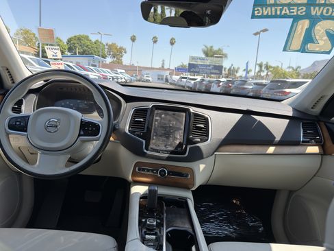 Used 2021 Volvo XC90 T8 Inscription Expression w/ Advanced Package AWD/4WD image 21
