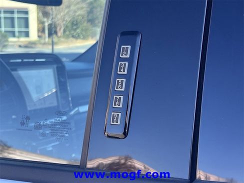 Certified 2022 Ford F150 XLT w/ Equipment Group 302A High image 33