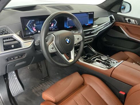 Certified 2025 BMW X7 xDrive40i image 24