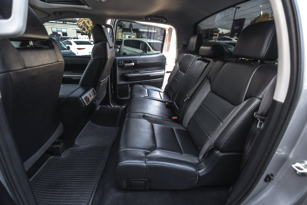 Used 2018 Toyota Tundra Limited w/ Limited Premium Package AWD/4WD image 29
