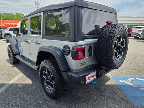 Used 2023 Jeep Wrangler Unlimited Rubicon 4xe w/ Cold Weather Group AWD/4WD image 31