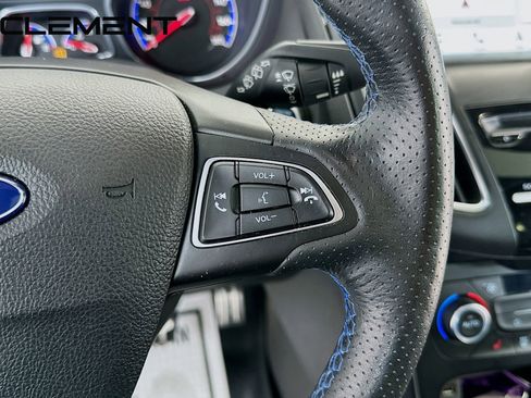 Used 2017 Ford Focus RS image 18