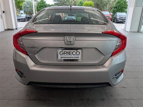 Used 2018 Honda Civic EX image 11