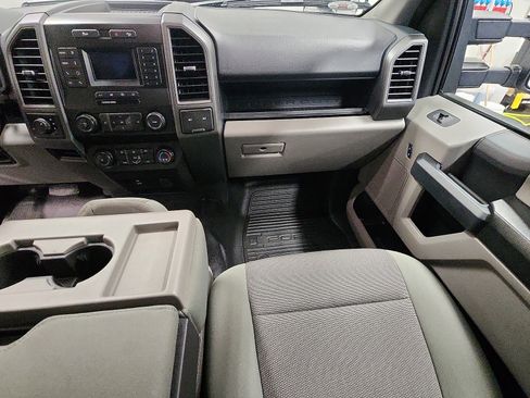 Certified 2022 Ford F250 XL w/ STX Appearance Package image 11