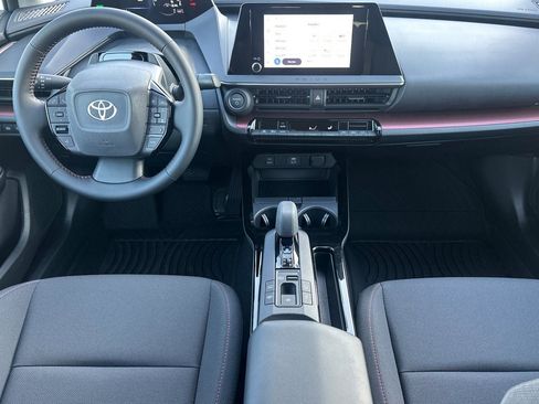 New 2026 Toyota Prius Plug-In Hybrid FWD image 15