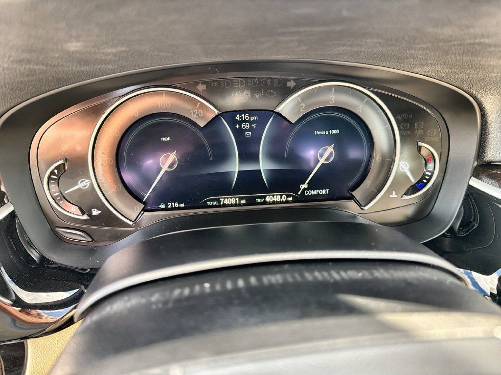 Used 2019 BMW 530i xDrive w/ Convenience Package AWD/4WD image 26