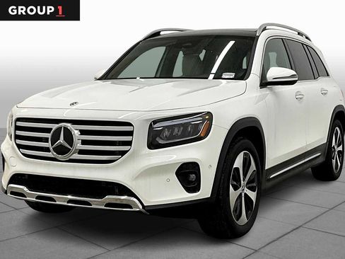 New 2025 Mercedes-Benz GLB 250 image 1
