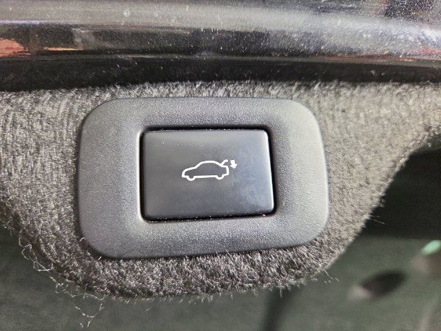 Used 2024 Lexus ES 300h w/ Accessory Package (Z1) FWD image 33