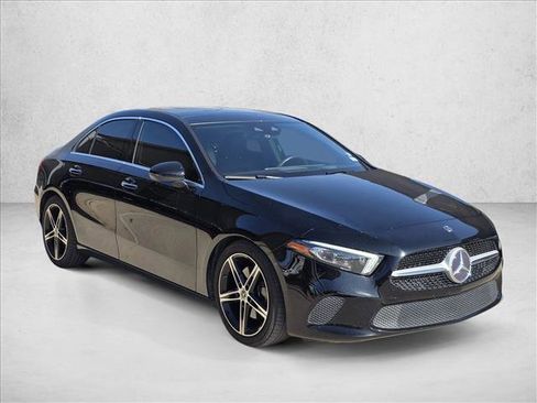 Used 2019 Mercedes-Benz A 220 4MATIC image 3