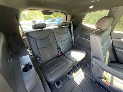 Used 2024 Cadillac XT6 Premium Luxury w/ LPO, Floor Liner Package AWD/4WD image 25