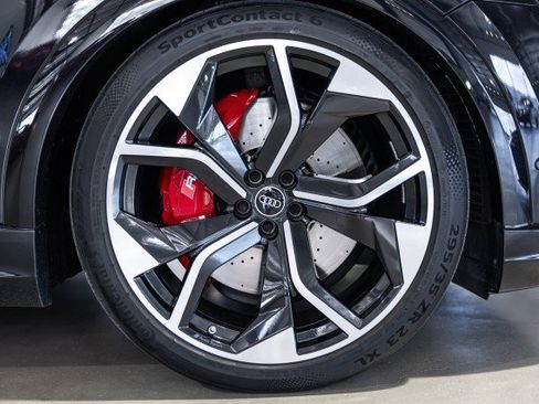 Used 2021 Audi RS Q8 AWD/4WD image 32