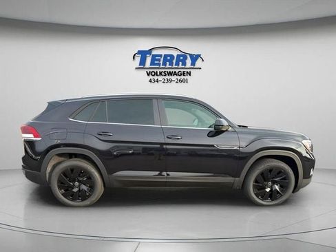 New 2026 Volkswagen Atlas Cross Sport SE AWD/4WD image 1