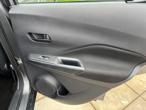 Used 2024 Nissan Kicks S FWD image 9