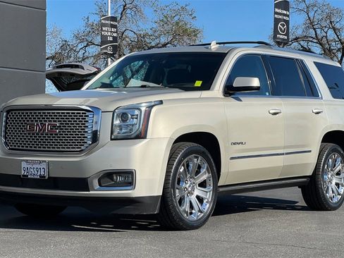 Used 2016 GMC Yukon Denali w/ Open Road Package image 10