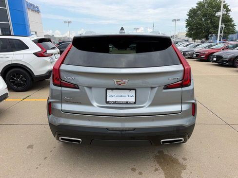 Used 2024 Cadillac XT4 Premium Luxury AWD/4WD image 3