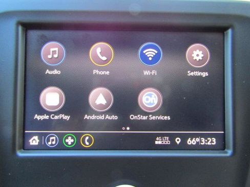 Used 2021 Chevrolet Equinox LS image 12