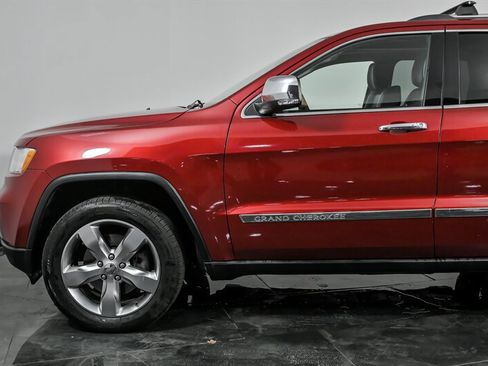 Used 2011 Jeep Grand Cherokee Overland image 6
