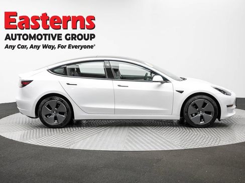 Used 2022 Tesla Model 3 Long Range AWD/4WD image 4