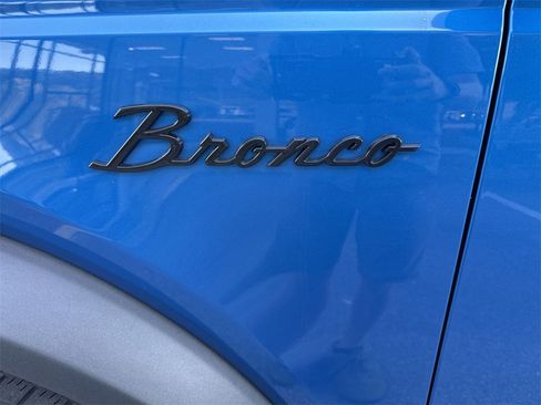 Used 2023 Ford Bronco Big Bend image 7