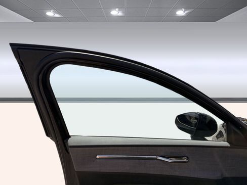 Certified 2025 Volvo EX30 Plus w/ Climate Package image 19