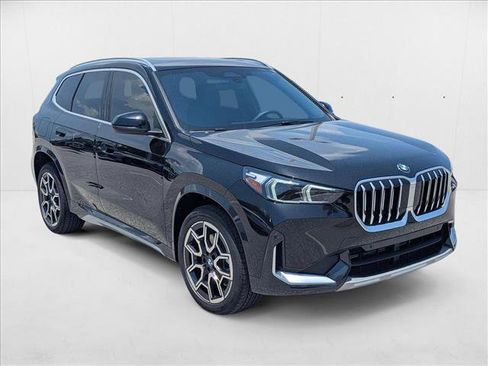 Used 2025 BMW X1 xDrive28i w/ Convenience Package image 6