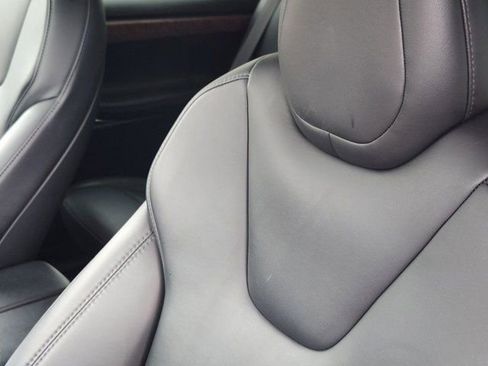 Used 2020 Tesla Model X Long Range image 19