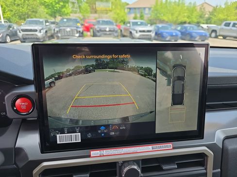 Used 2026 Toyota Tacoma TRD Sport w/ TRD Sport Premium Package AWD/4WD image 24
