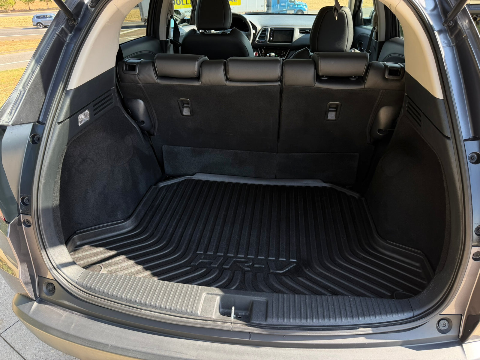 Used 2022 Honda HR-V EX-L image 30