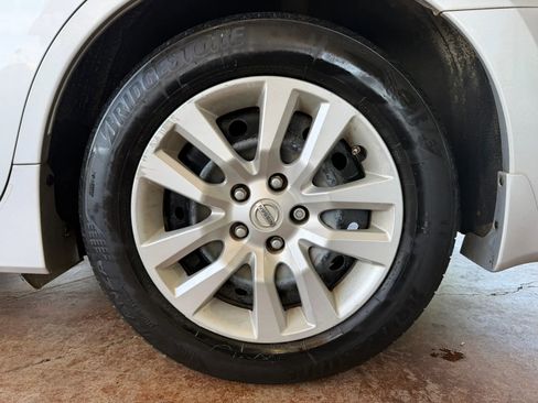 Used 2014 Nissan Altima 2.5 S w/ Display Audio Package image 26