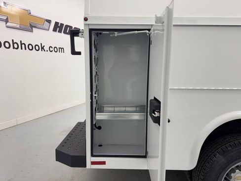 New 2026 Chevrolet Express 3500 w/ Power Convenience Package RWD image 29