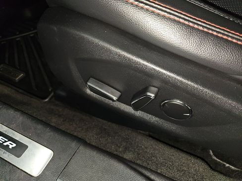 Used 2017 Ford Explorer Sport image 36