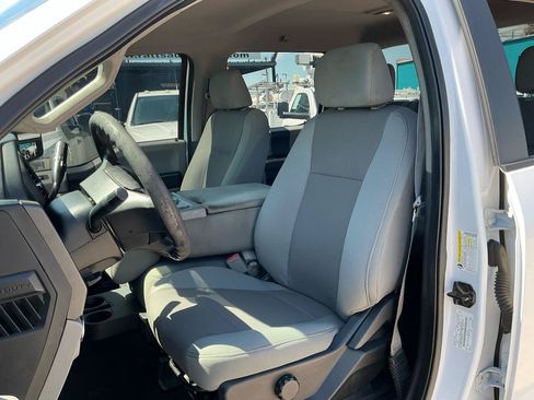 Used 2019 Ford F250 XL w/ STX Appearance Package AWD/4WD image 12