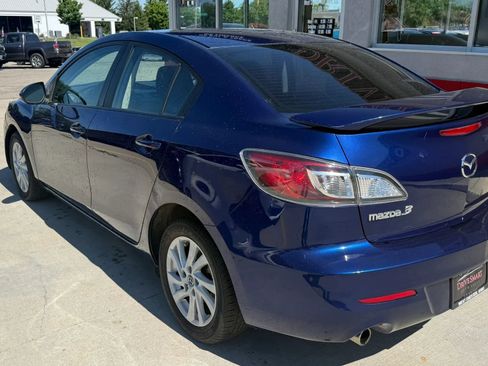 Used 2013 MAZDA MAZDA3 i Touring FWD image 4