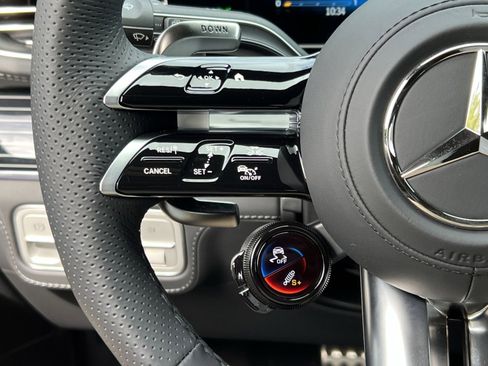 New 2026 Mercedes-Benz GLE 63 AMG S image 32