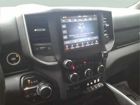 Used 2021 RAM 1500 Big Horn image 18