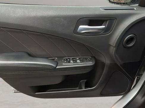 Used 2022 Dodge Charger R/T w/ Blacktop Package image 16